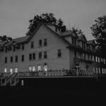 Canaan Street Lake Inn